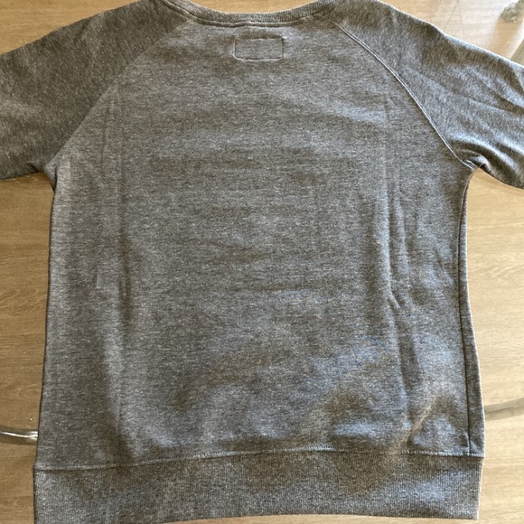 University of Vermont UVM Catamounts crewneck sweater for student, parent, alum - Picture 9 of 9